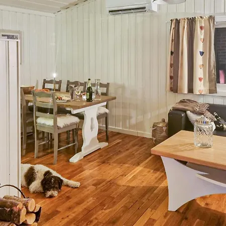 Pet Friendly In With Wifi * Evje